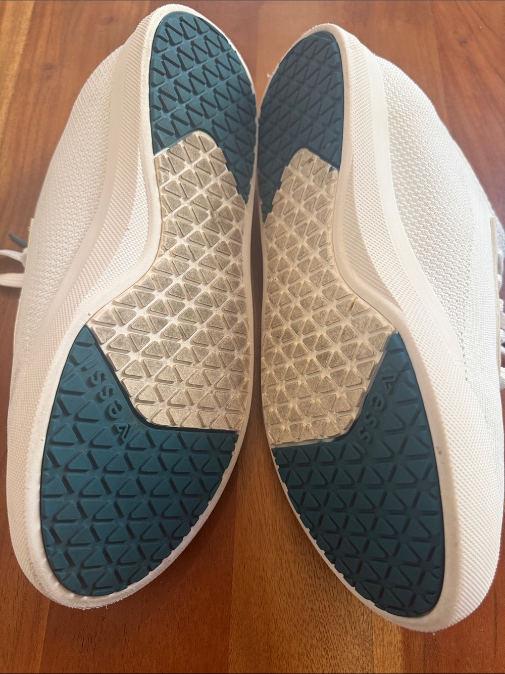 Vessi Weekend Classic All-White Women’s Knit Lace-Up Sneakers Size 11 - Picture 11 of 11